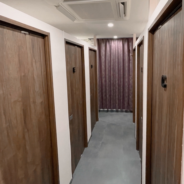 待機所は完全個室！｜求人ギャラリー(小) エステ･ティーク谷九店